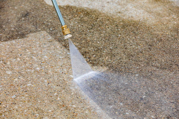 Best Gas Station Cleaning  in Cloverleaf, TX